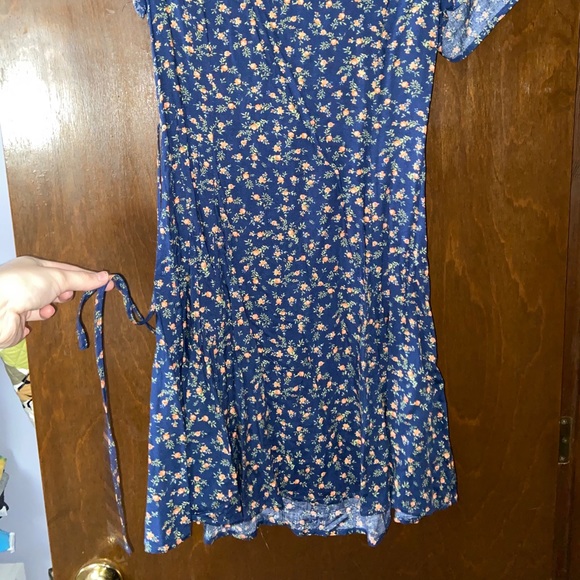 Navy Floral Dress - Picture 3 of 5